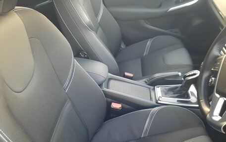 Volvo V40 II рестайлинг, 2017 год, 1 380 000 рублей, 15 фотография