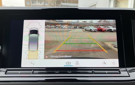 Volkswagen Multivan, 2023 год, 5 200 500 рублей, 10 фотография