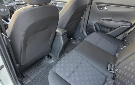 KIA Rio IV, 2019 год, 1 600 000 рублей, 10 фотография