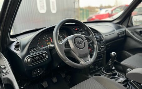 Chevrolet Niva I рестайлинг, 2015 год, 685 000 рублей, 10 фотография