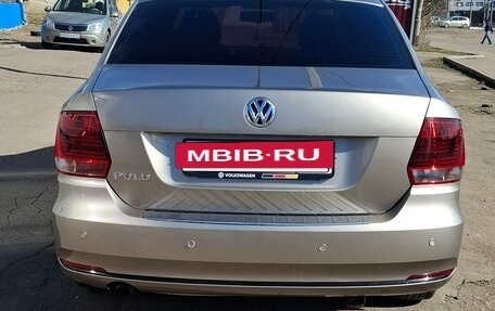 Volkswagen Polo VI (EU Market), 2017 год, 1 185 000 рублей, 2 фотография