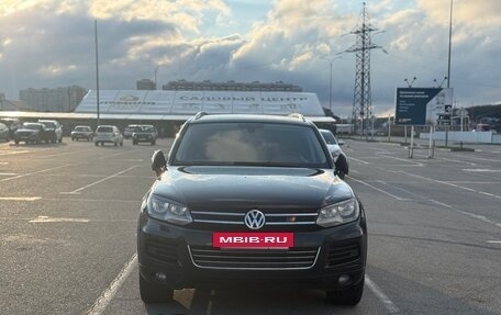 Volkswagen Touareg III, 2011 год, 1 750 000 рублей, 7 фотография
