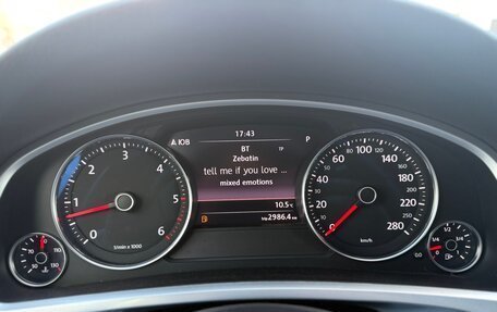 Volkswagen Touareg III, 2011 год, 1 750 000 рублей, 16 фотография