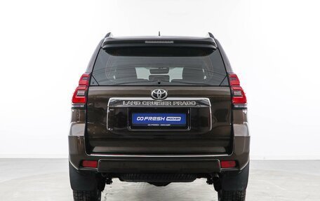 Toyota Land Cruiser Prado 150 рестайлинг 2, 2019 год, 5 427 077 рублей, 4 фотография
