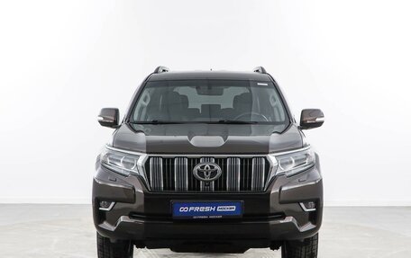 Toyota Land Cruiser Prado 150 рестайлинг 2, 2019 год, 5 427 077 рублей, 3 фотография