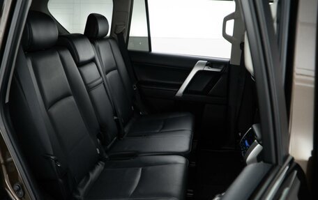 Toyota Land Cruiser Prado 150 рестайлинг 2, 2019 год, 5 427 077 рублей, 7 фотография