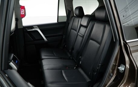 Toyota Land Cruiser Prado 150 рестайлинг 2, 2019 год, 5 427 077 рублей, 9 фотография