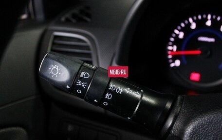 Hyundai Solaris II рестайлинг, 2011 год, 789 000 рублей, 11 фотография