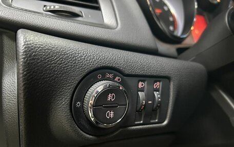 Opel Astra J, 2012 год, 931 000 рублей, 11 фотография