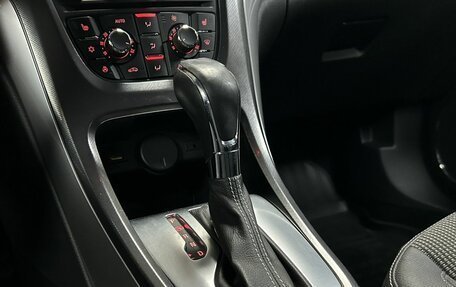 Opel Astra J, 2012 год, 931 000 рублей, 21 фотография