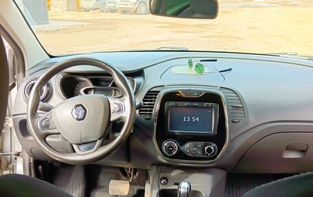 Renault Kaptur I рестайлинг, 2018 год, 1 400 000 рублей, 8 фотография