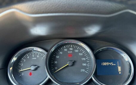 Renault Duster I рестайлинг, 2016 год, 850 000 рублей, 12 фотография