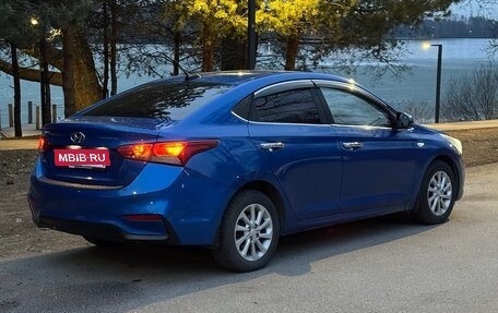 Hyundai Solaris II рестайлинг, 2018 год, 960 000 рублей, 1 фотография