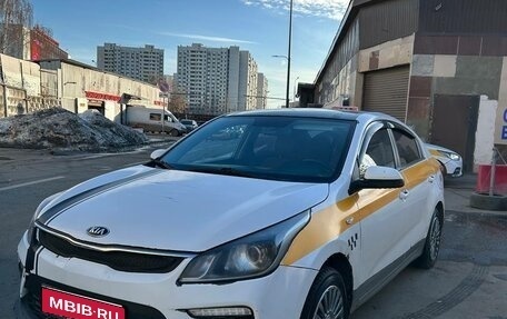 KIA Rio IV, 2018 год, 560 000 рублей, 1 фотография