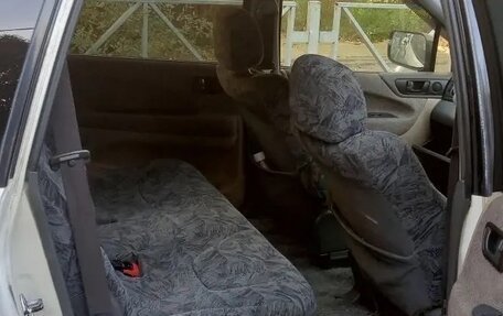 Mitsubishi Chariot III, 1998 год, 250 000 рублей, 11 фотография