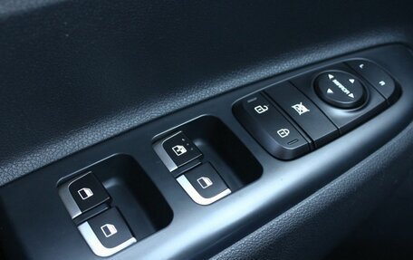 KIA Rio IV, 2018 год, 1 590 000 рублей, 15 фотография