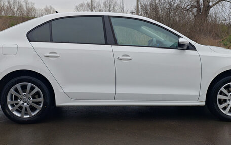 Volkswagen Jetta VI, 2015 год, 1 490 000 рублей, 2 фотография