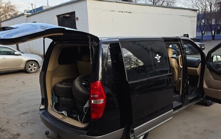 Hyundai H-1 II рестайлинг, 2016 год, 2 150 000 рублей, 7 фотография