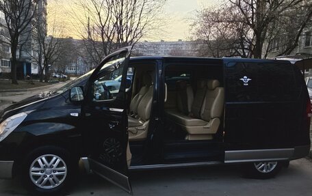 Hyundai H-1 II рестайлинг, 2016 год, 2 150 000 рублей, 8 фотография