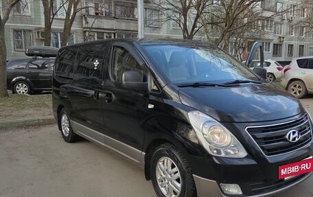 Hyundai H-1 II рестайлинг, 2016 год, 2 150 000 рублей, 6 фотография