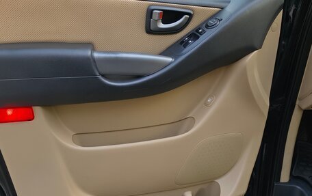 Hyundai H-1 II рестайлинг, 2016 год, 2 150 000 рублей, 21 фотография