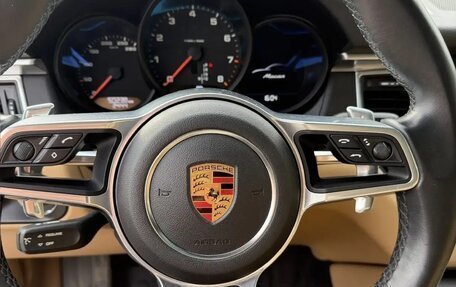 Porsche Macan I рестайлинг, 2018 год, 4 100 000 рублей, 6 фотография