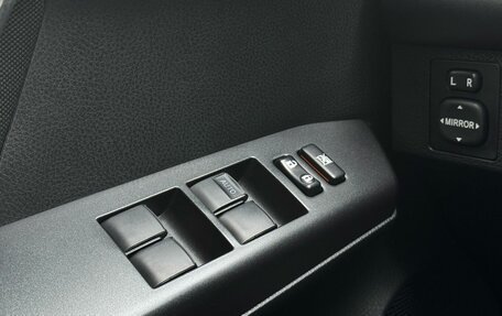 Toyota RAV4, 2017 год, 2 450 000 рублей, 21 фотография