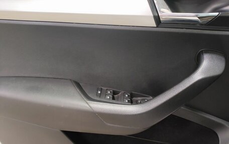 Skoda Karoq I, 2020 год, 2 200 000 рублей, 19 фотография