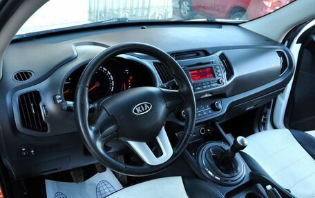 KIA Sportage III, 2012 год, 1 050 000 рублей, 9 фотография