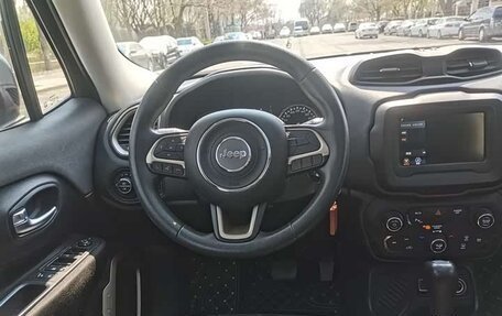 Jeep Renegade I рестайлинг, 2018 год, 1 370 123 рублей, 11 фотография