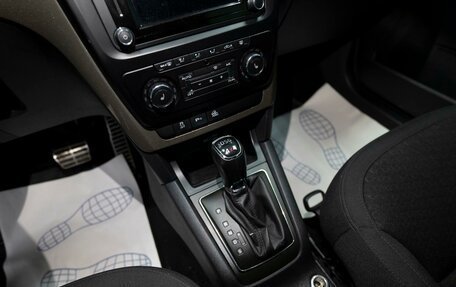 Skoda Yeti I рестайлинг, 2015 год, 1 569 000 рублей, 10 фотография