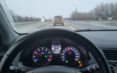 Hyundai Solaris II рестайлинг, 2016 год, 900 000 рублей, 2 фотография