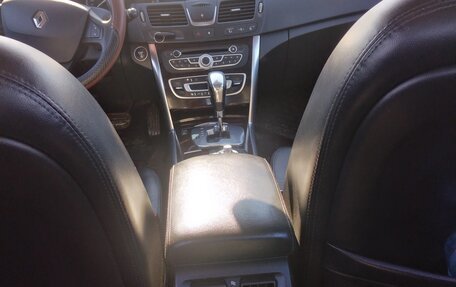 Renault Latitude I, 2010 год, 850 000 рублей, 9 фотография