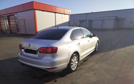 Volkswagen Jetta VI, 2013 год, 1 200 000 рублей, 4 фотография