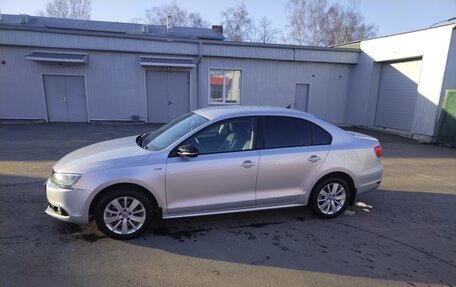 Volkswagen Jetta VI, 2013 год, 1 200 000 рублей, 17 фотография