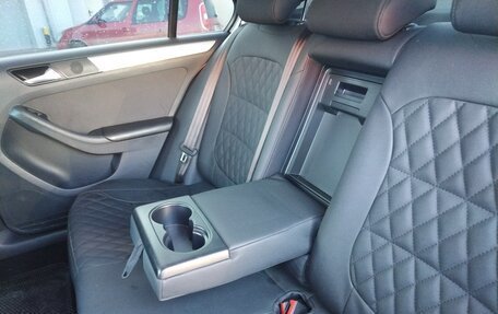 Volkswagen Jetta VI, 2013 год, 1 200 000 рублей, 15 фотография