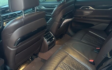 BMW 7 серия, 2016 год, 3 200 000 рублей, 5 фотография