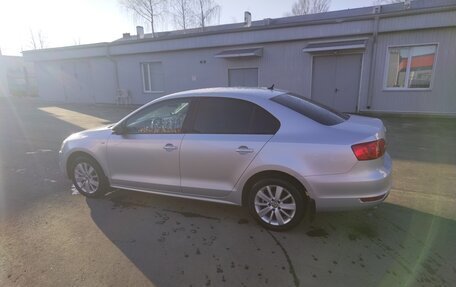 Volkswagen Jetta VI, 2013 год, 1 200 000 рублей, 18 фотография