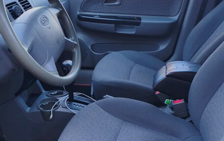 KIA Rio II, 2004 год, 420 000 рублей, 17 фотография