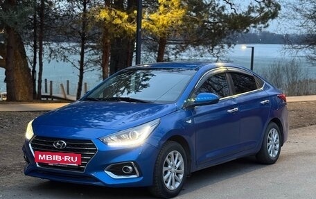 Hyundai Solaris II рестайлинг, 2018 год, 960 000 рублей, 2 фотография