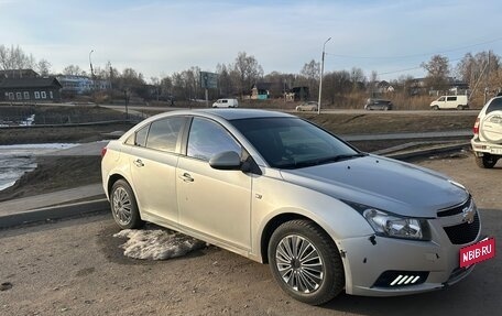 Chevrolet Cruze II, 2011 год, 650 000 рублей, 2 фотография