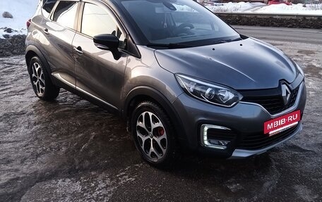 Renault Kaptur I рестайлинг, 2016 год, 1 180 000 рублей, 2 фотография