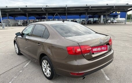 Volkswagen Jetta VI, 2012 год, 888 000 рублей, 4 фотография