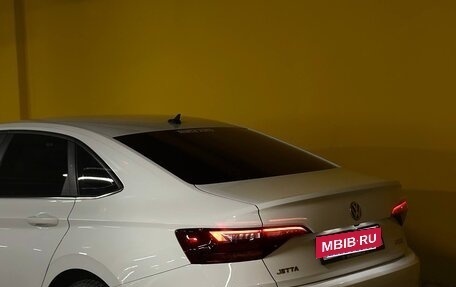 Volkswagen Jetta VII, 2019 год, 1 700 000 рублей, 2 фотография