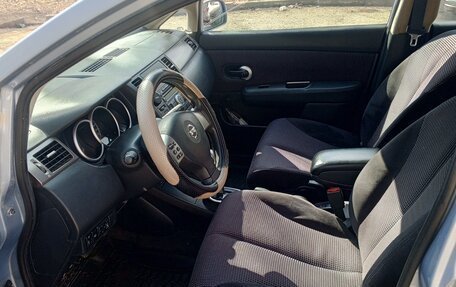 Nissan Tiida, 2011 год, 830 000 рублей, 11 фотография