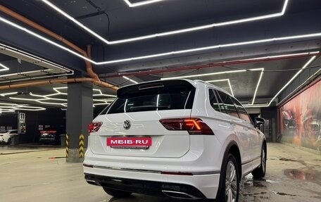 Volkswagen Tiguan II, 2019 год, 3 090 000 рублей, 9 фотография