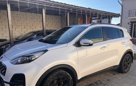 KIA Sportage IV рестайлинг, 2021 год, 2 400 000 рублей, 2 фотография