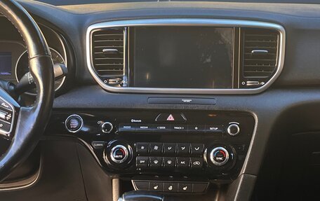 KIA Sportage IV рестайлинг, 2021 год, 2 400 000 рублей, 10 фотография