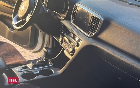 KIA Sportage IV рестайлинг, 2021 год, 2 400 000 рублей, 13 фотография