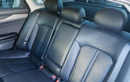 KIA K5, 2021 год, 2 418 000 рублей, 23 фотография